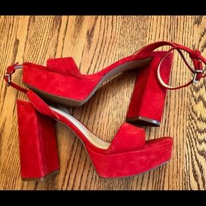 Vince Camuto Chastin Heels Red Suede Size 9M/40